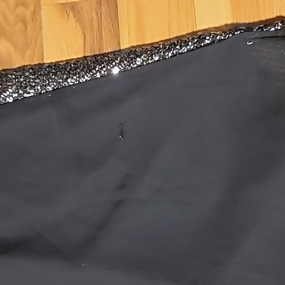 Sparkly top - Picture 5 of 5